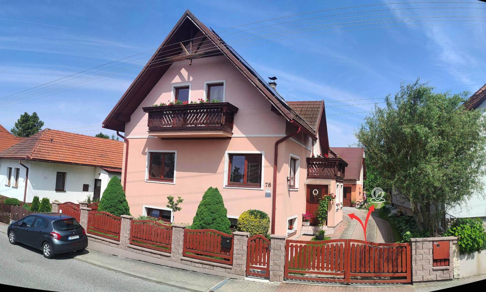 Agami T * Pavčina Lehota